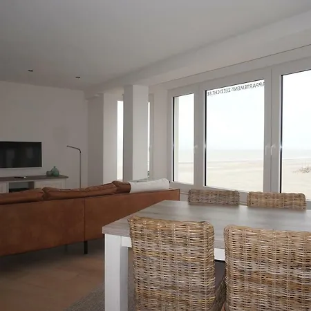 Mariakerke-bad Zeezicht Apartamento *