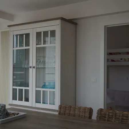 Apartment Mariakerke-bad Zeezicht Ostend